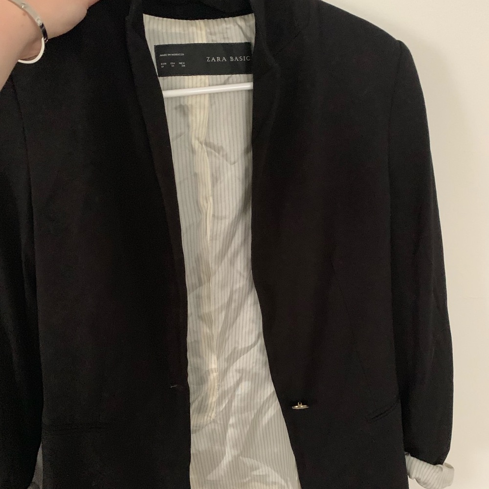 Zara Basic Blazer Size Medium - image 1